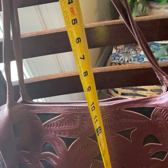 Cool looking Gabriels tote size bag - Picture 11 of 12